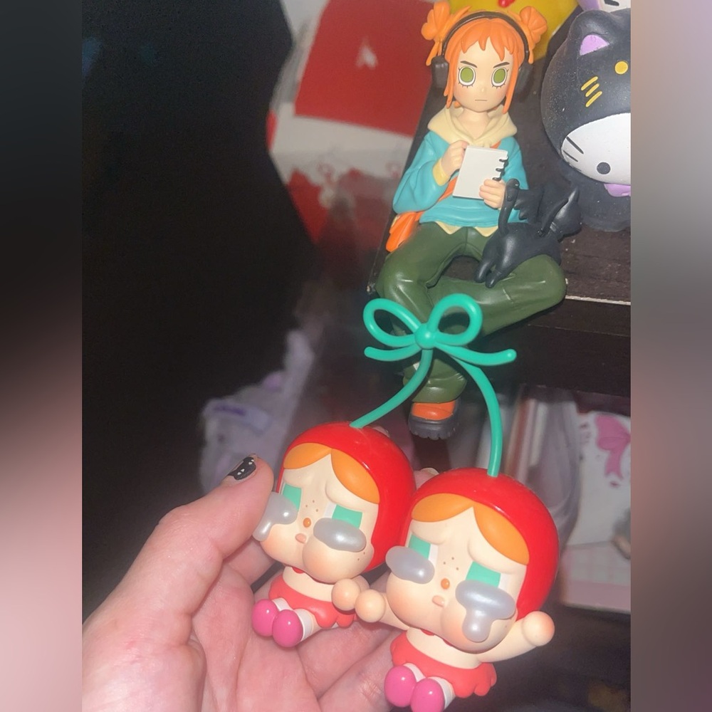 PEACH RIOT CRYBABY POPMART FIGURES